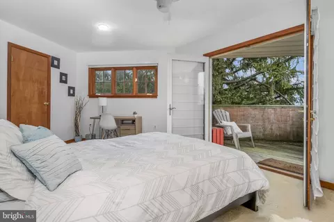 Bedroom - 332 N Cedar St, Lititz, PA 17543 photo 1 of 5