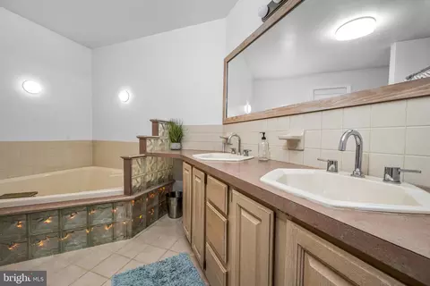 Bath - 332 N Cedar St, Lititz, PA 17543 photo 1 of 2