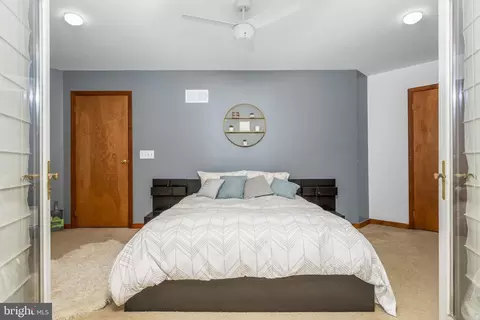 Bedroom - 332 N Cedar St, Lititz, PA 17543 photo 2 of 5