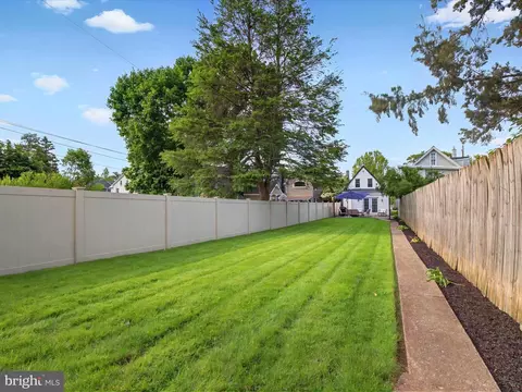 Exterior - 360 E Main St, Lititz, PA 17543 photo 9 of 10