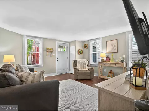 Entry Way - 360 E Main St, Lititz, PA 17543 photo 1 of 3