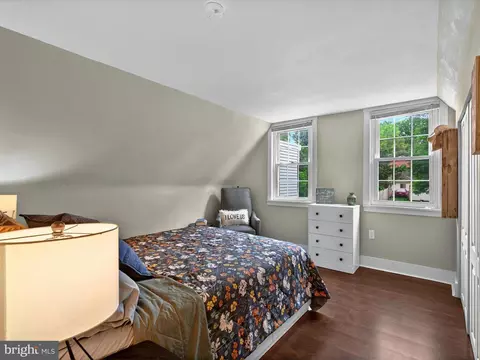 Bedroom - 360 E Main St, Lititz, PA 17543 photo 1 of 3