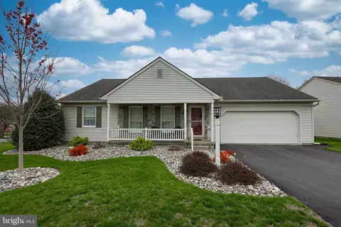 1623 Fellowship Dr, Lancaster, PA 17601