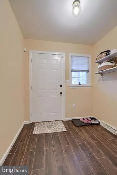 119 Pepperton Ct, Lititz, PA 17543 photo 5