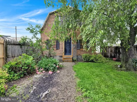 Exterior - 45 Front St, Lititz, PA 17543 photo 10 of 12