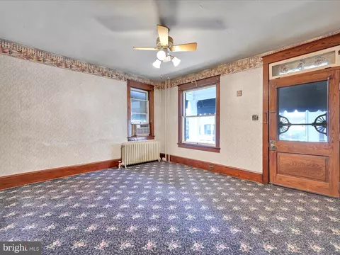 Living - 45 Front St, Lititz, PA 17543 photo 1 of 2