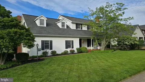 1035 Clearview Ave, Ephrata, PA 17522