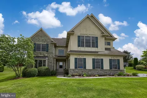 Exterior - 119 Snavely Mill Rd, Lititz, PA 17543 photo 7 of 8