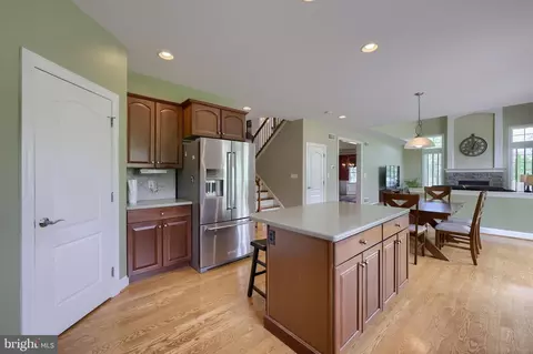 Kitchen - 119 Snavely Mill Rd, Lititz, PA 17543 photo 3 of 3