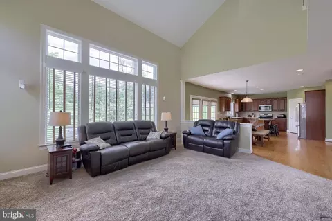 Living - 119 Snavely Mill Rd, Lititz, PA 17543 photo 5 of 6