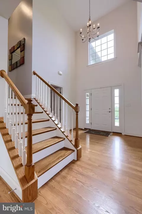 Entry Way - 119 Snavely Mill Rd, Lititz, PA 17543 photo 2 of 8