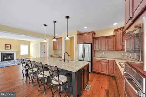 628 Warminster Ln, Lititz, PA 17543 photo 14