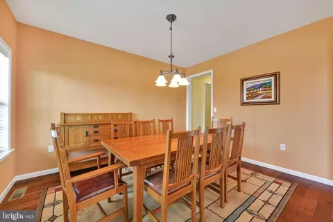 628 Warminster Ln, Lititz, PA 17543 photo 10