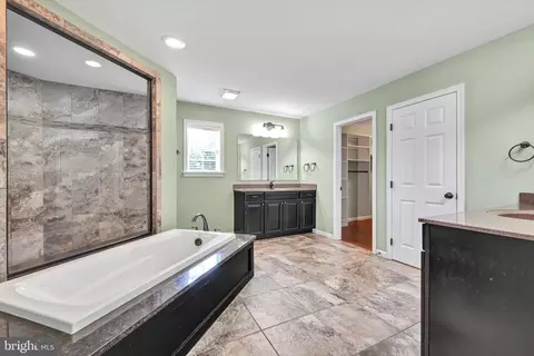628 Warminster Ln, Lititz, PA 17543 photo 23