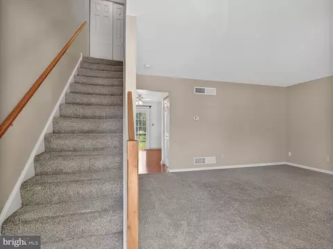 Entry Way - 41 Laurie Ln, Lititz, PA 17543 photo 1 of 5