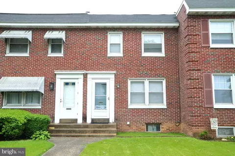 81 Hershey Ave, Lancaster, PA 17603