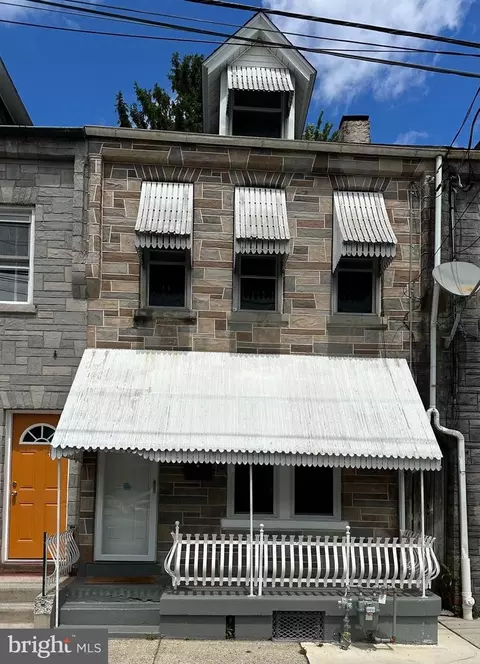 33 New Dorwart St, Lancaster, PA 17603