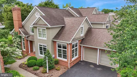 Exterior - 612 Northfield Rd, Lititz, PA 17543 photo 10 of 12