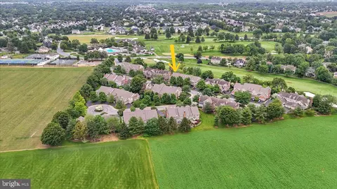View/Area - 612 Northfield Rd, Lititz, PA 17543 photo 3 of 13