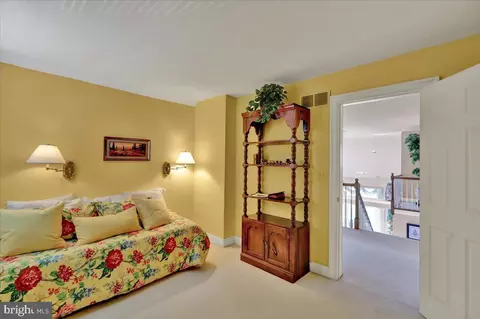 Bedroom - 612 Northfield Rd, Lititz, PA 17543 photo 8 of 8