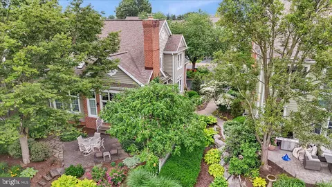 Exterior - 612 Northfield Rd, Lititz, PA 17543 photo 11 of 12