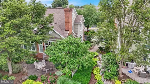 Exterior - 612 Northfield Rd, Lititz, PA 17543 photo 9 of 12