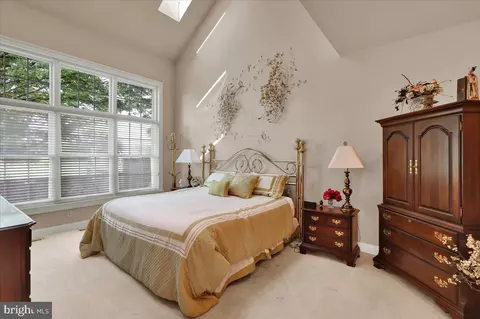 Bedroom - 612 Northfield Rd, Lititz, PA 17543 photo 1 of 8