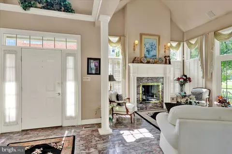 Entry Way - 612 Northfield Rd, Lititz, PA 17543 photo 1 of 11