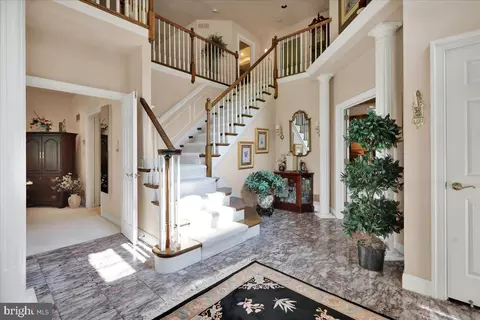 Entry Way - 612 Northfield Rd, Lititz, PA 17543 photo 3 of 11