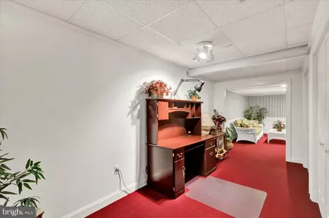 Entry Way - 612 Northfield Rd, Lititz, PA 17543 photo 11 of 11