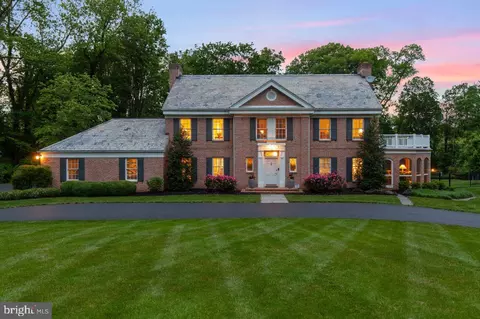 121 Eshelman Rd, Lancaster, PA 17601
