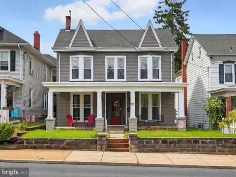 225 S State St, Ephrata, PA 17522
