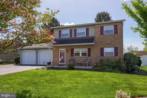 106 1st St, Willow Street, PA 17584