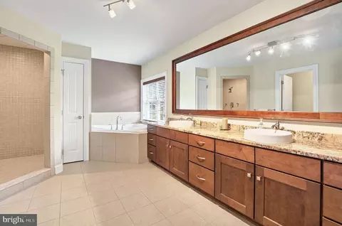 311 Sarsen Dr, Lititz, PA 17543 photo 36
