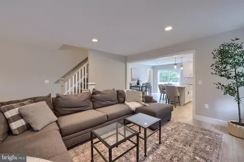 395 Hensley St, Lititz, PA 17543 photo 10