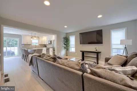 395 Hensley St, Lititz, PA 17543 photo 7