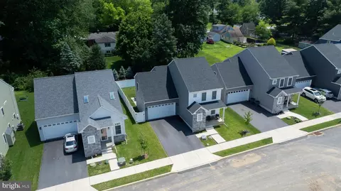 395 Hensley St, Lititz, PA 17543 photo 33