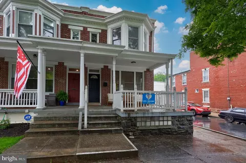 561 N Plum St, Lancaster, PA 17602