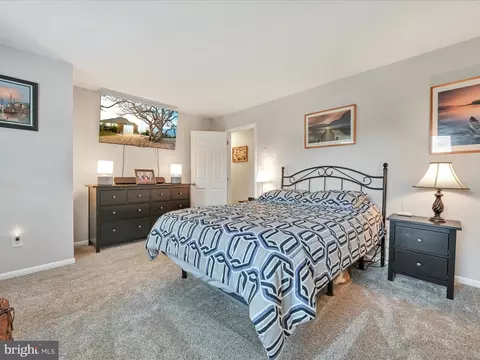 Bedroom - 461 Crosswinds Dr, Lititz, PA 17543 photo 1 of 4