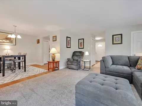 Living - 461 Crosswinds Dr, Lititz, PA 17543 photo 1 of 3