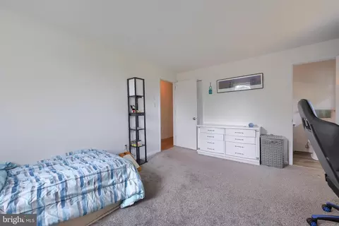 209 Oxford Dr, Lititz, PA 17543 photo 37