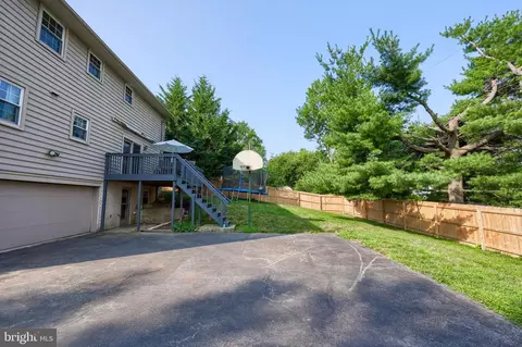 209 Oxford Dr, Lititz, PA 17543 photo 45