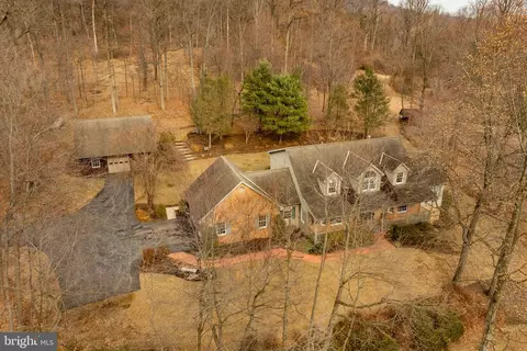 280 Forest Rd, Denver, PA 17517