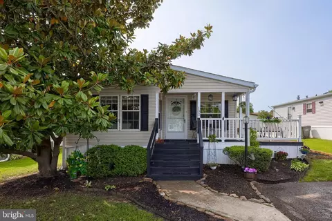 103 Fox Run Ct, Lancaster, PA 17603