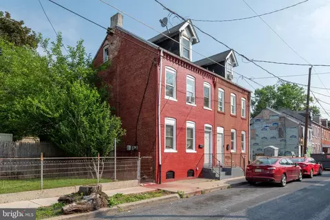 552 Woodward St, Lancaster, PA 17602