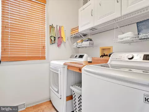 251 N Oak St, Lititz, PA 17543 photo 24