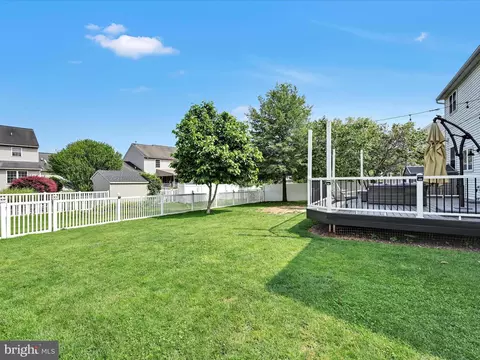 251 N Oak St, Lititz, PA 17543 photo 43