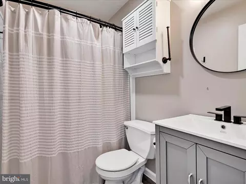 251 N Oak St, Lititz, PA 17543 photo 36