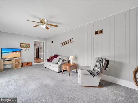 590 Hi View Dr, Lititz, PA 17543 photo 10