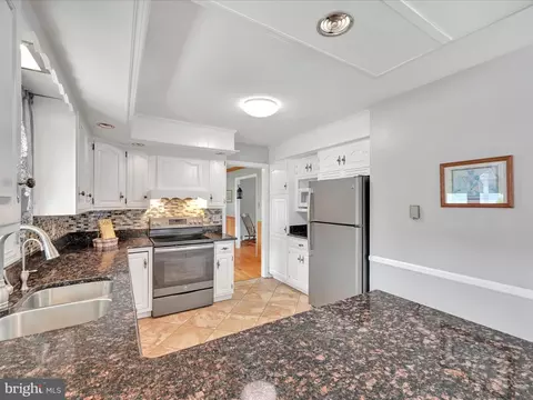 590 Hi View Dr, Lititz, PA 17543 photo 18